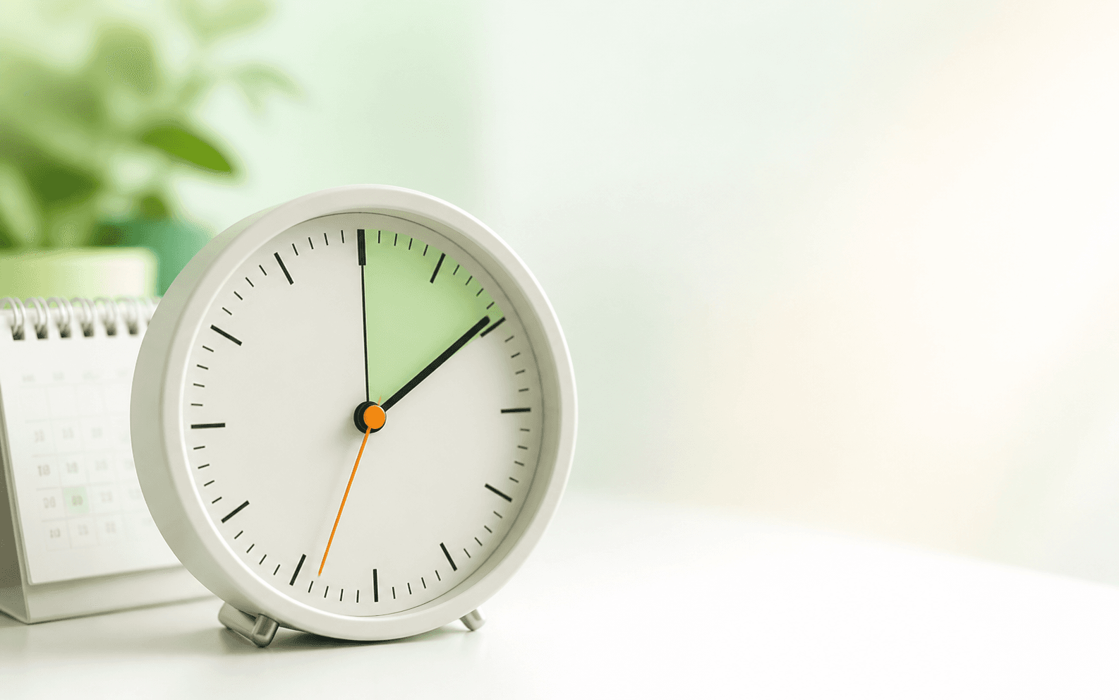 Clock and calendar representing fast setup